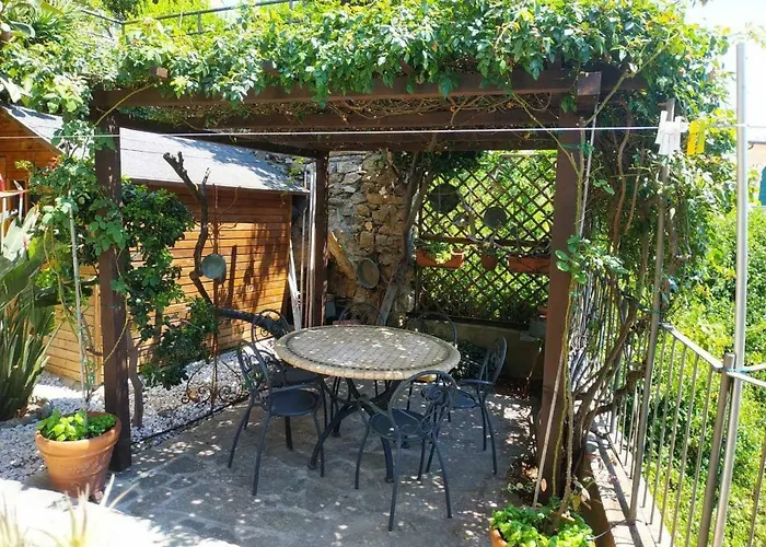 Il Giardino Di Peo Appartement